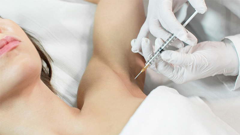 بهترین مطب زیبایی اصفهان | تزریق بوتاکس زیر بغل