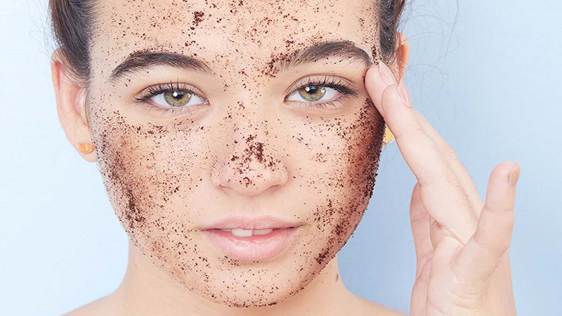 بهترین مطب زیبایی اصفهان | پیلینگ شیمیایی متوسط