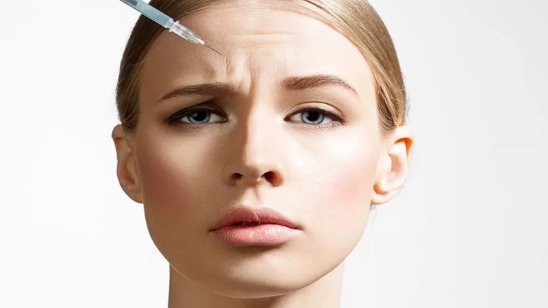 تاثیر بوتاکس بر روی پوست چگونه است؟ | بهترین مطب زیبایی اصفهان