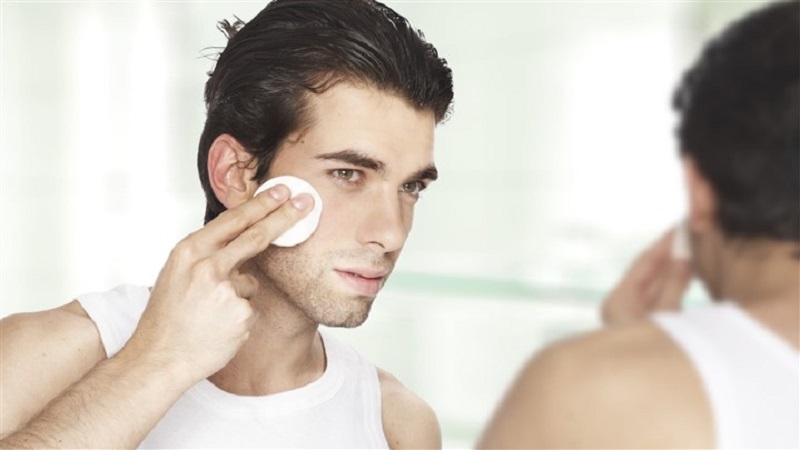 روتین مراقبت از پوست آقایان | بهترین مطب زیبایی اصفهان