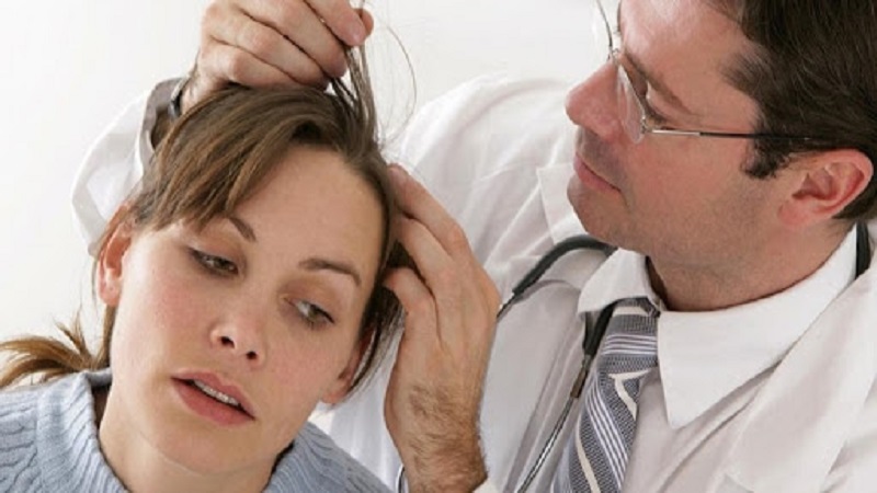 آمادگی برای ویزیت جهت ریزش مو | بهترین مطب زیبایی اصفهان