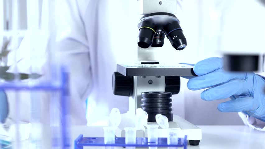 آزمایش های تشخیصی ریزش مو | بهترین مطب زیبایی اصفهان