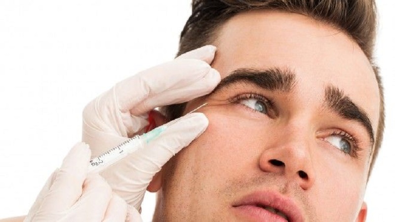 عوارض و مزایای بوتاکس برای درمان عدم تقارن صورت | بهترین مطب زیبایی اصفهان