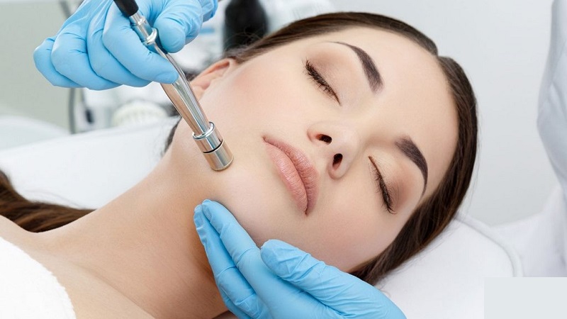 مزونیدلینگ پوست صورت | بهترین مطب زیبایی اصفهان