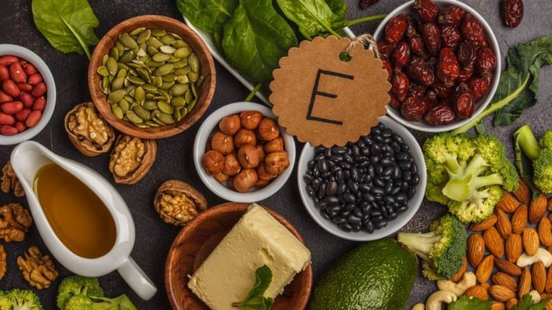 منابع و مصارف ویتامین E (توکوفرول‌ها) | بهترین مطب زیبایی اصفهان