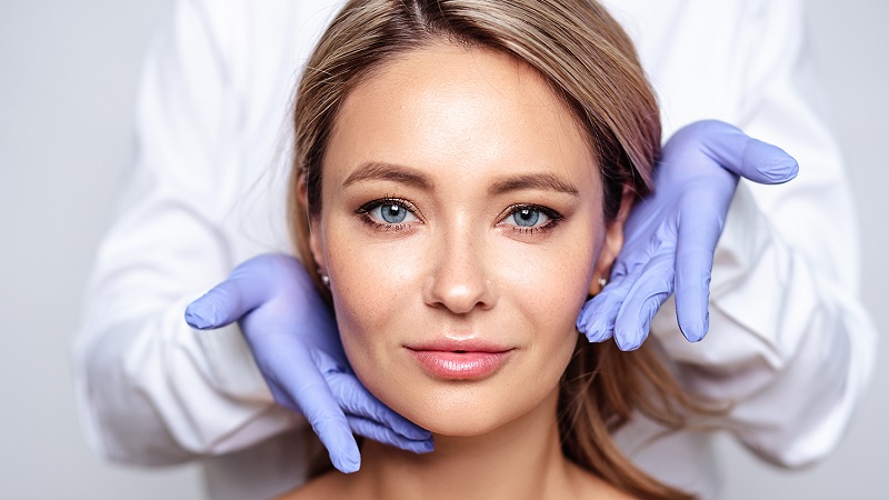 چگونگی جوان‌سازی پوست با بوتاکس | بهترین مطب زیبایی اصفهان