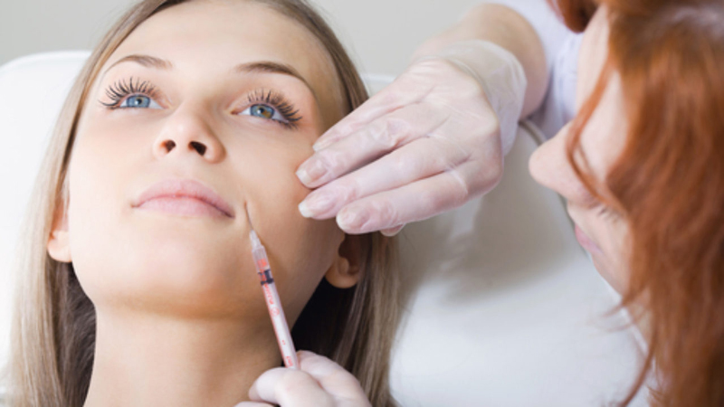 فواید و خطرات تزریق بوتاکس | تزریق ژل و بوتاکس اصفهان