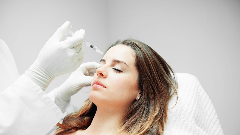 بررسی انواع فیلرهای تزریقی | بهترین مطب زیبایی اصفهان