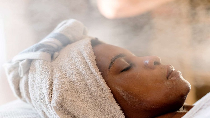 آشنایی با بخور صورت تزریق ژل و بوتاکس اصفهان | دکتر مهناز کبیریان