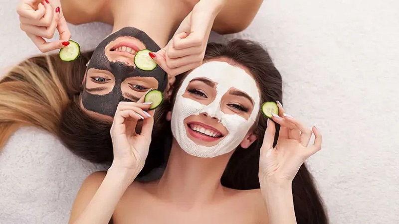 فیشیال صورت چیست؟ | بهترین مطب زیبایی اصفهان - تزریق ژل و بوتاکس اصفهان