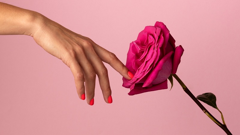 روش های جوانسازی واژن بدون جراحی | بهترین لابیاپلاستی اصفهان | دکتر مهناز کبیریان